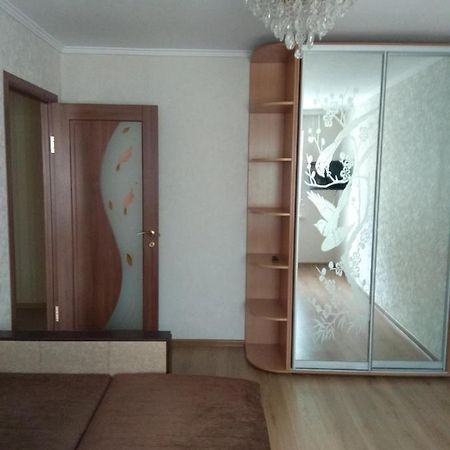 2-Х Комнатная Квартира Odesa Exterior foto